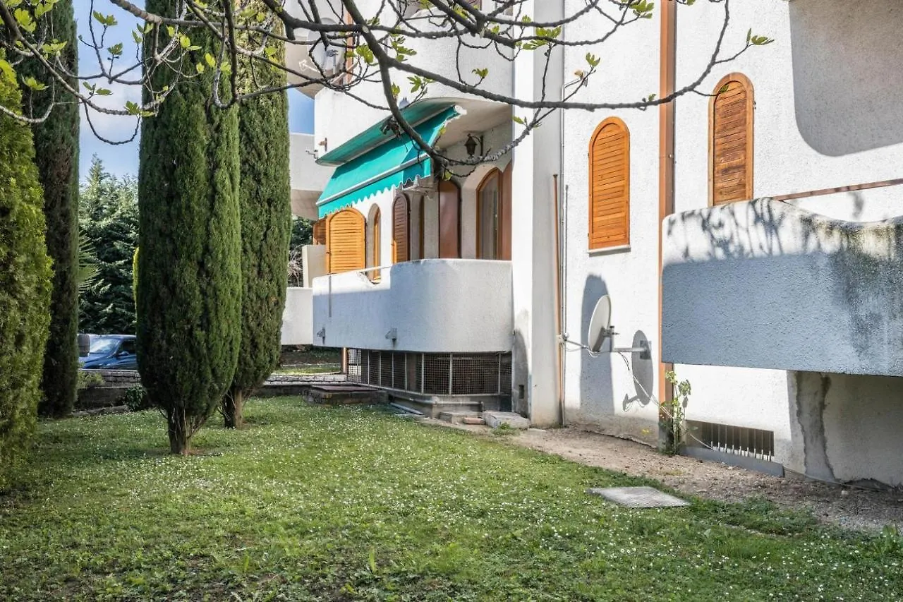 Appartamento Il Bianconiglio Peschiera del Garda 0*,